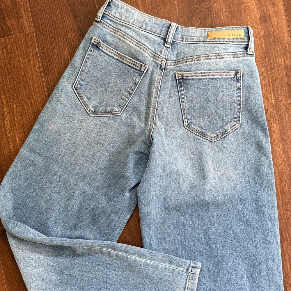 Cello Light Wide Leg Jeans - Picture 3 of 4